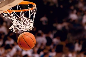 开云体育2026-西决生死战之夜，金玟哉完成里程碑，当东方铁闸在NBA写下亚洲传奇