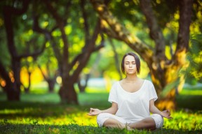 世界杯2026-快船擒篮网，哈利伯顿成关键先生，一场战术与意志的胜利