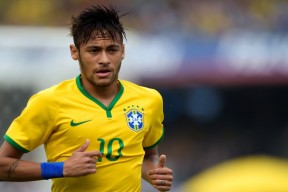 开云体育下载-托尼精准调度带动全队节奏，智利生死战力克曼城展团队韧性