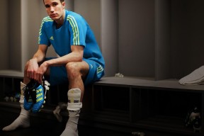 世界杯2026-阿什拉夫，一条撕裂防线的闪电，一堵不可逾越的高墙